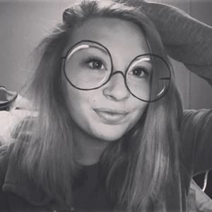 Meet your Posher, Nina